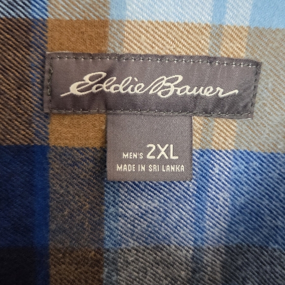 Eddie Bauer | Blue & Tan Plaid Flannel Button Down Shirt Size XL 100% Cotton - Picture 3 of 6
